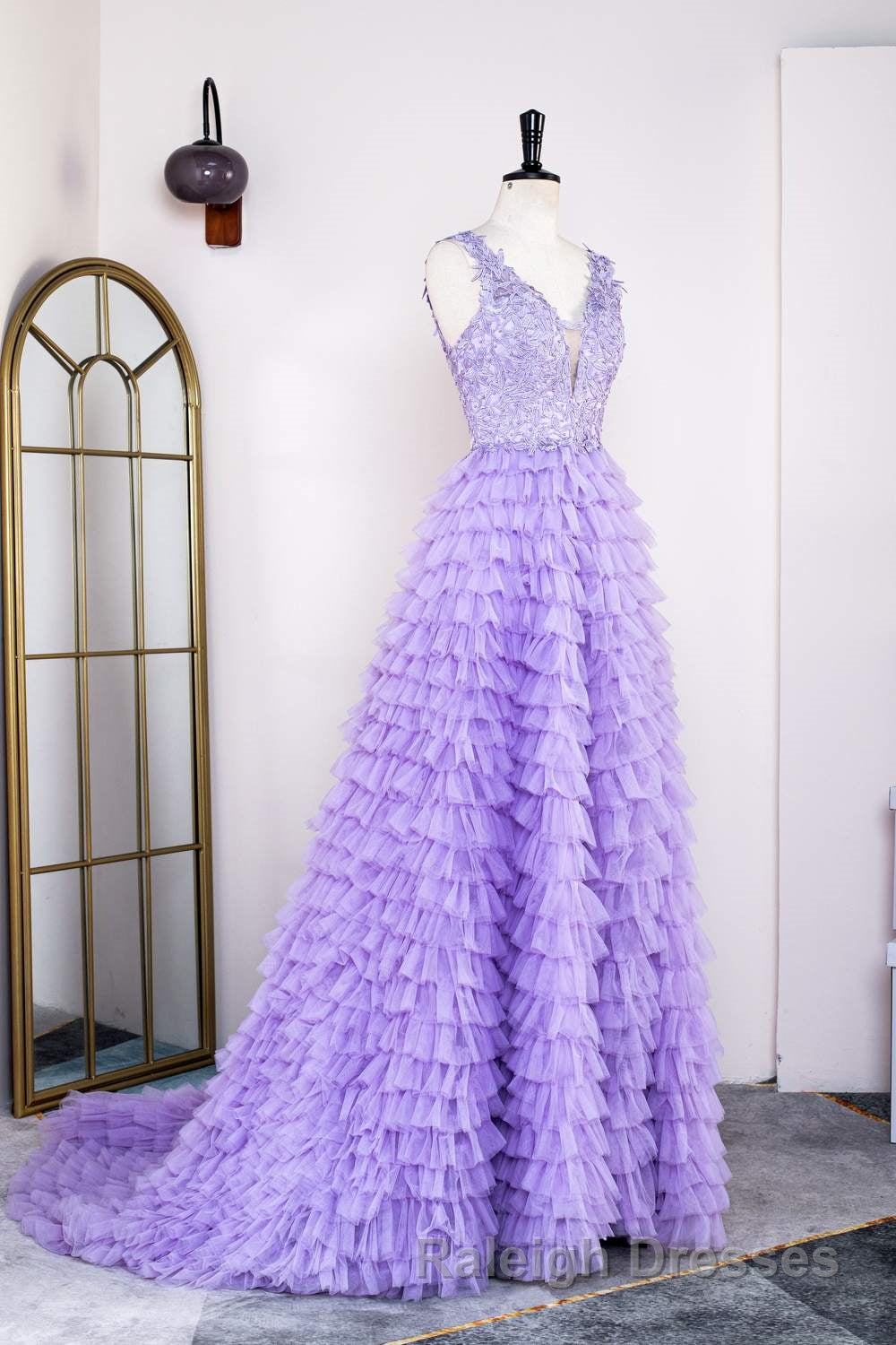 Lavender Plunging V Neck Appliques Layers Long Prom Dress with Slit Secondary image