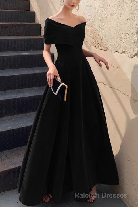 Simple V-neck Short-Sleeve Off Shoulder Long Prom Dress Black A-Line  Evening Dress Main image