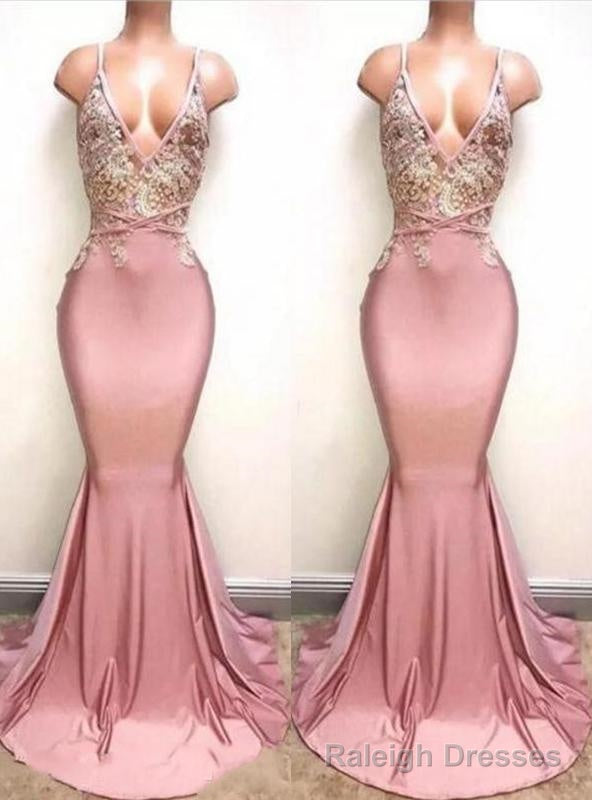 2025 V-neck Train Mermaid/Trumpet Lace Beaded Prom Dresses