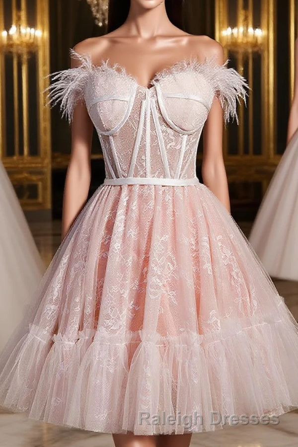 Cute Strapless Black Tulle Short Homecoming Dresses Main image