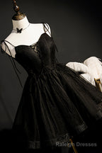 Elegant Black Spaghetti Straps Tulle Short Homecoming Dresses