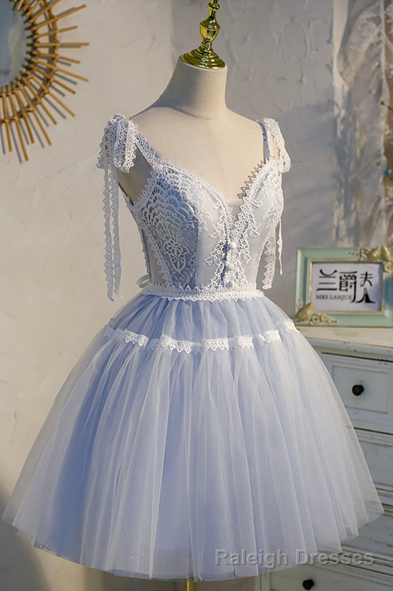 Blue Lace Short A-Line Prom Dress, Cute Spaghetti Strap Party Dress Main image