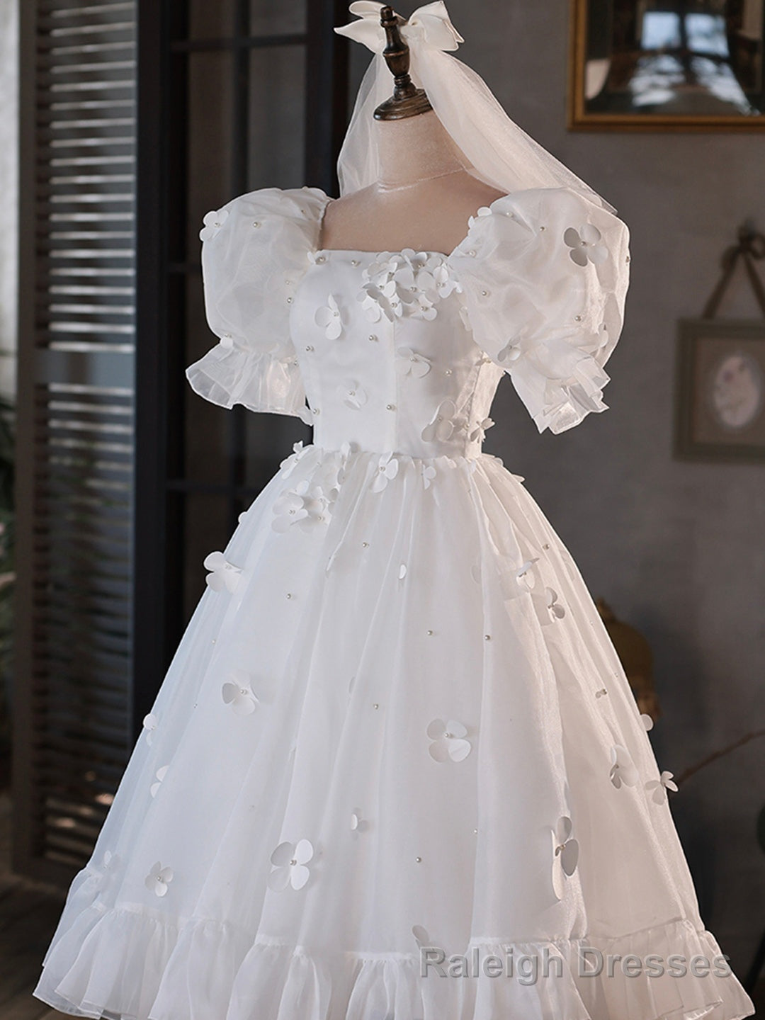 White Tulle Short A Line Prom Dress, Cute Puff Sleeve Prom Dress Secondary image