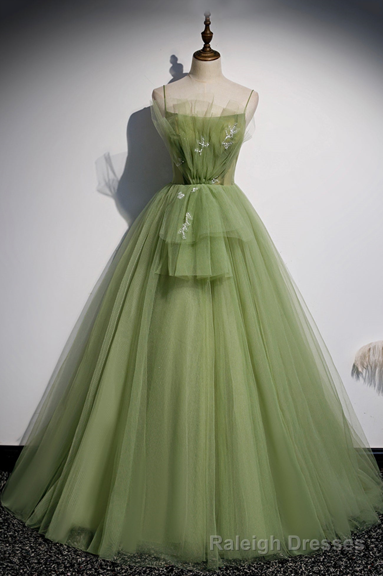 Green Tulle Long A-Line Prom Dresses, Green Spaghetti Straps Evening Dresses Main image