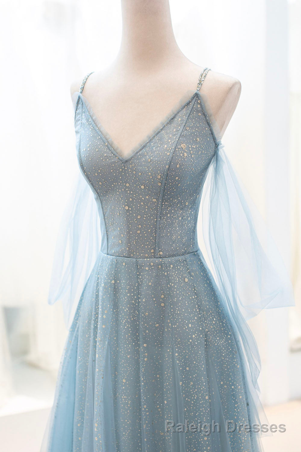 Blue Spaghetti Strap Tulle Long Prom Dress, V-Neck Evening Party Dress Secondary image