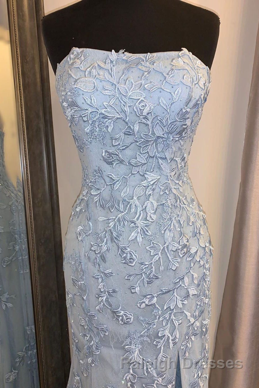 Elegant Strapless Mermaid Sky Blue Long Lace Prom Dresses with Slit Secondary image