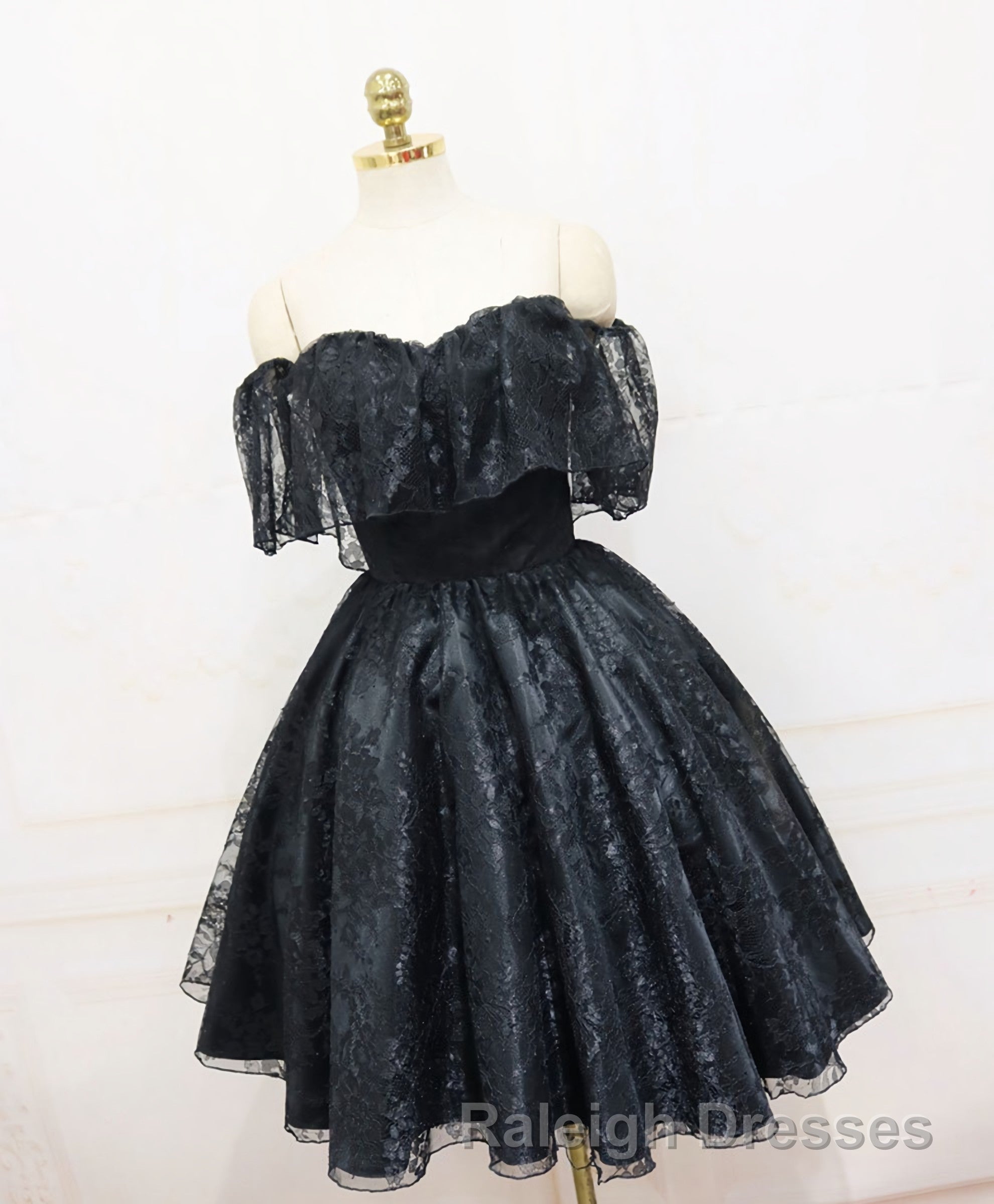 Black Sweetheart Tulle Short Lace Prom Dress, Lace Homecoming Dress Secondary image