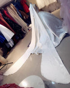 2026 Luxury Halter Satin Ball Dresses