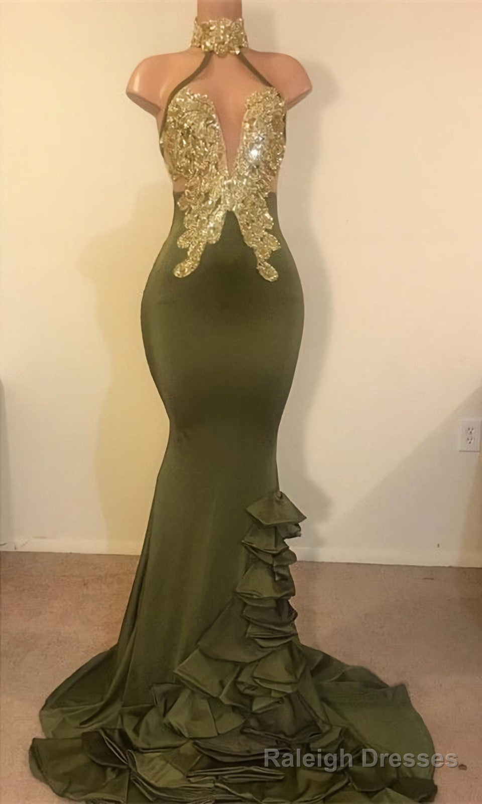 2025 New Arrival Mermaid High Neck Beaded Green Ruch Backless Prom Dresses
