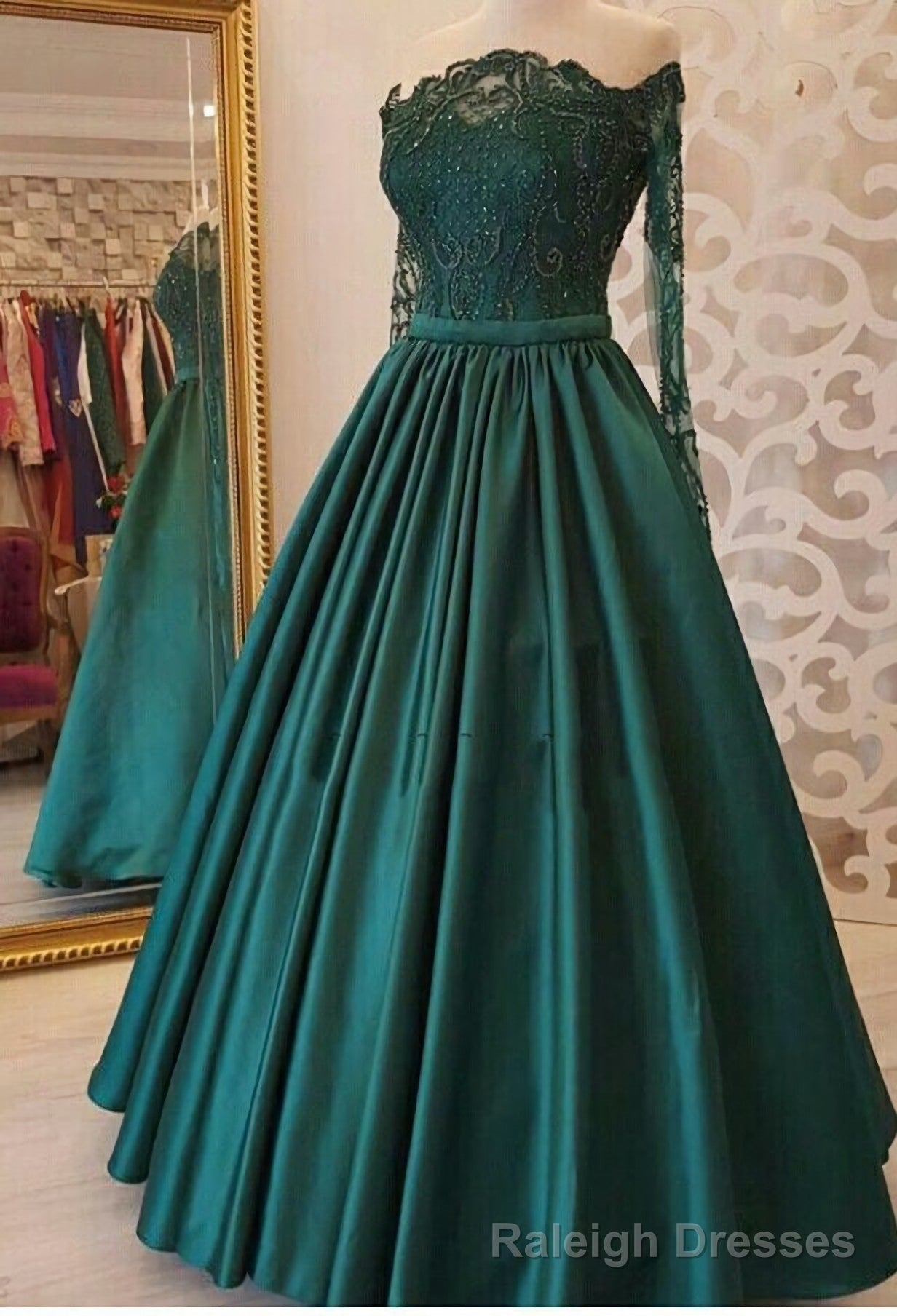 2026 A Line Dark Green Long Sleeves Off Shoulder Appliques Long Prom Dresses Main image