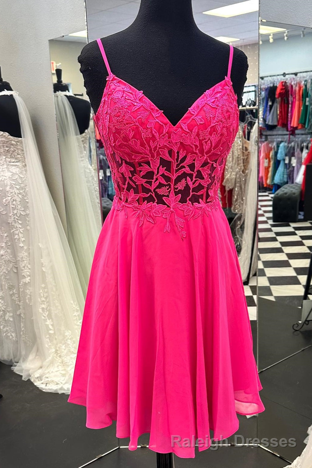 Fuchsia Appliques A-line Straps Chiffon Homecoming Dress Main image