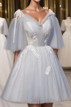 Chic Sleeveless Lace Appliques Tulle Princess Homecoming Dresses