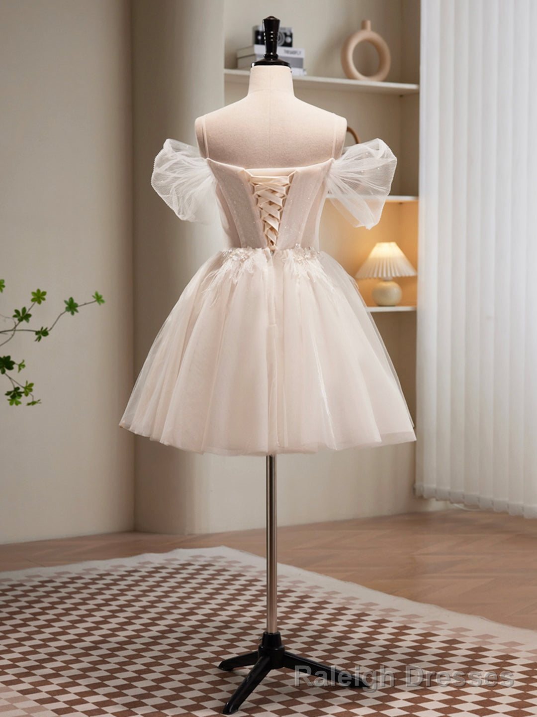 Champagne Tulle Sequins Short Prom Dress, Cute A Line Homecoming Dress