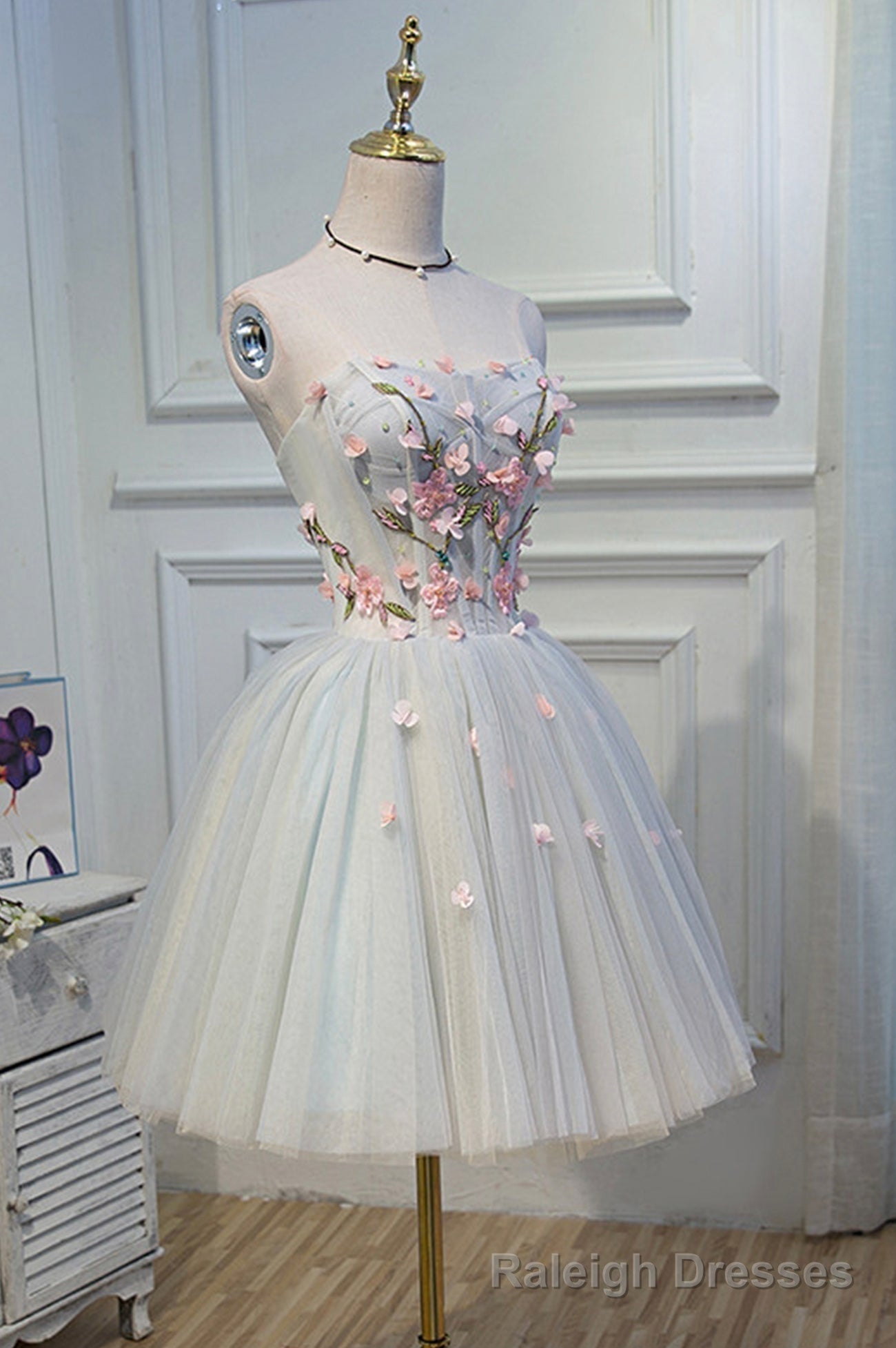 Lovely Strapless Tulle Lace Knee Length Prom Dress, A Line Prom Dress Secondary image