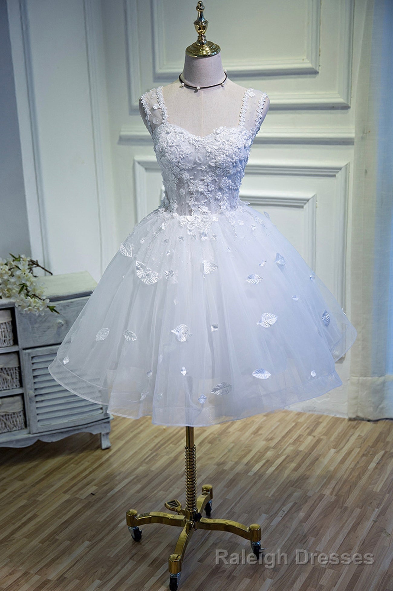 White Lace Short Prom Dress, White Mini Evening Party Dress Main image
