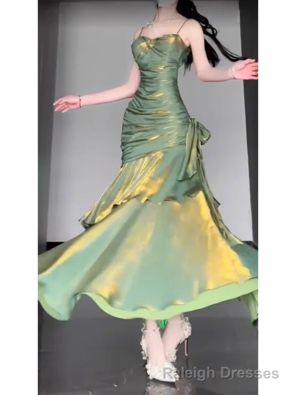 Retro Mermaid Green Prom Dress With Flower Secondary image