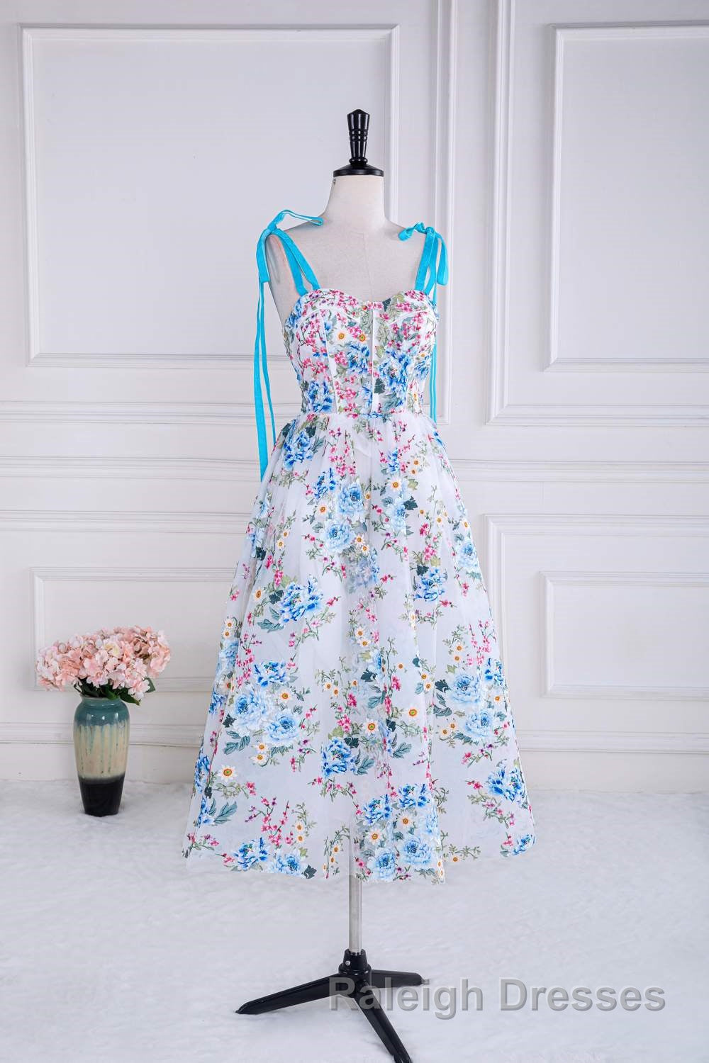 Blue and White Floral Bow Tie Straps A-line Tea-Length Prom Dress