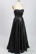 A Line Black Sweetheart Lace-Up Prom Gowns