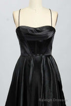 A Line Black Sweetheart Lace-Up Prom Gowns