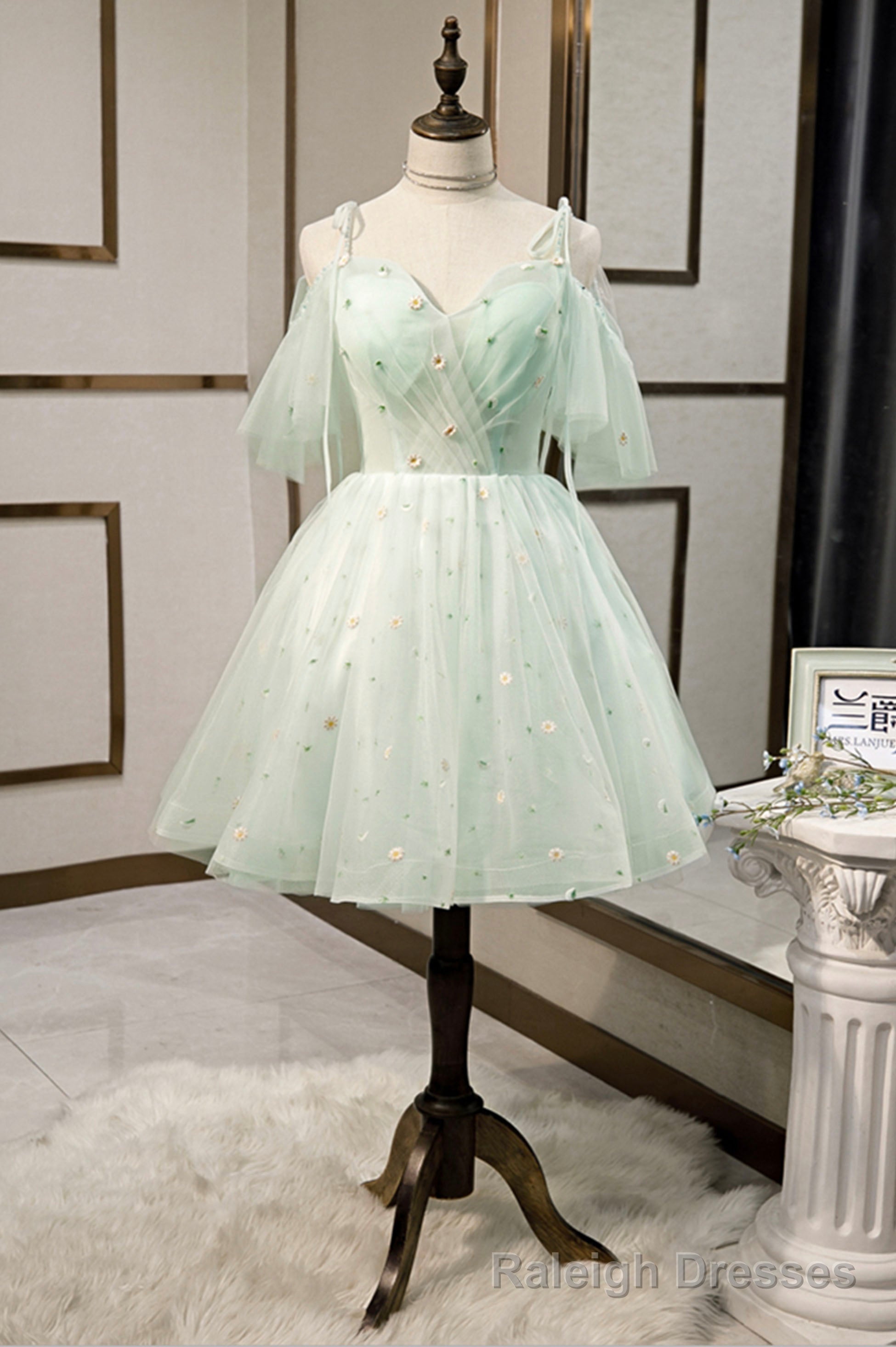 Mint Green Tulle Short Prom Dress, Cute A-Line Party Homecoming Dress Main image