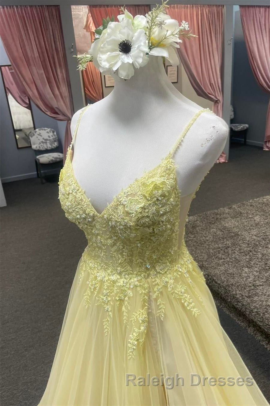 Light Yellow Deep V Appliques Long Prom Dress with Slit Secondary image
