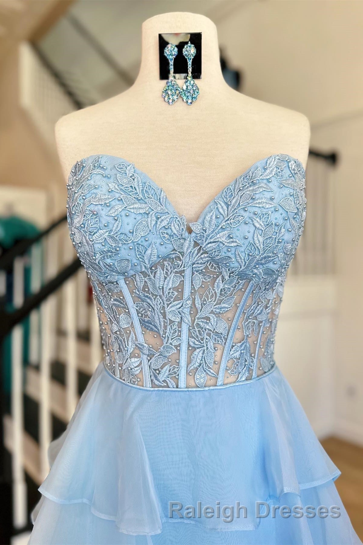 Lavender Illusion Halter Flower Appliques Multi-Layers Long Prom Dresses