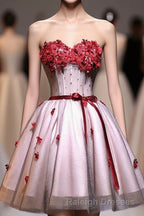 Red Sweetheart Neck Lace Short Prom Dresses