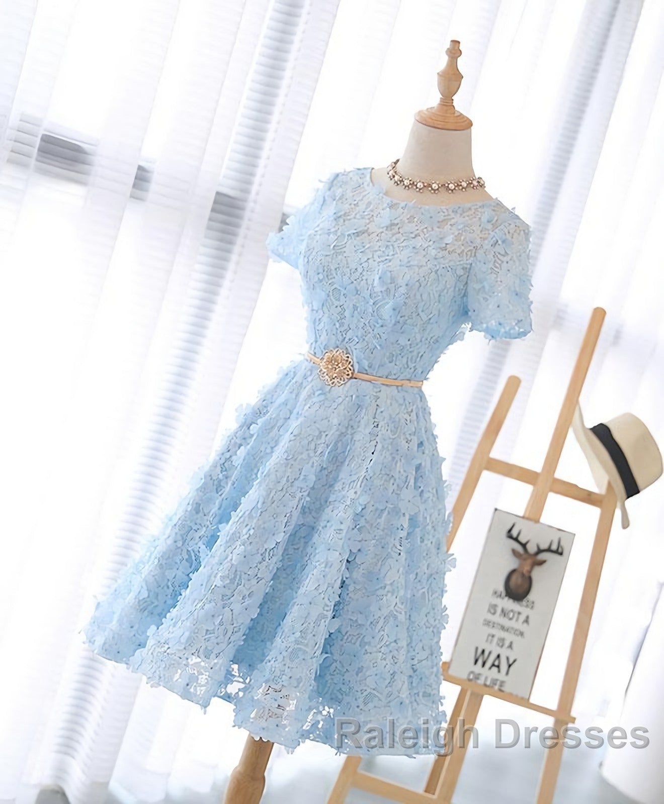 Cute Blue Lace Short Prom Dresses Blue Homecoming Dresses Secondary image