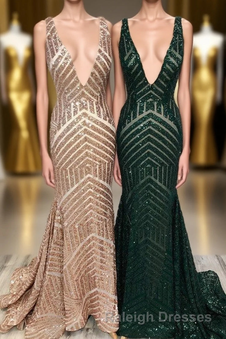 Sparkle Sequins V-Neck Mermaid Long Prom Dress Main image