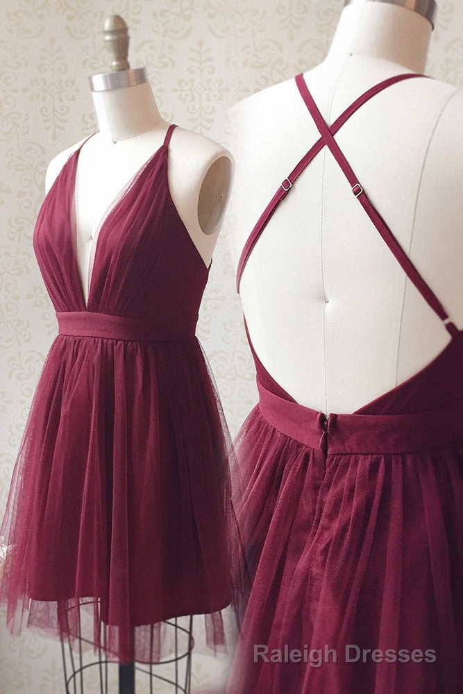 Straps A-line Burgundy Tulle Short Homecoming Dress Main image