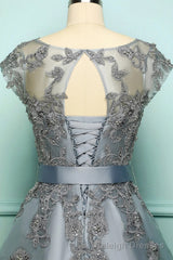 Elegant Cap Sleeves Short Grey Bridesmaid Dress with Ribbon