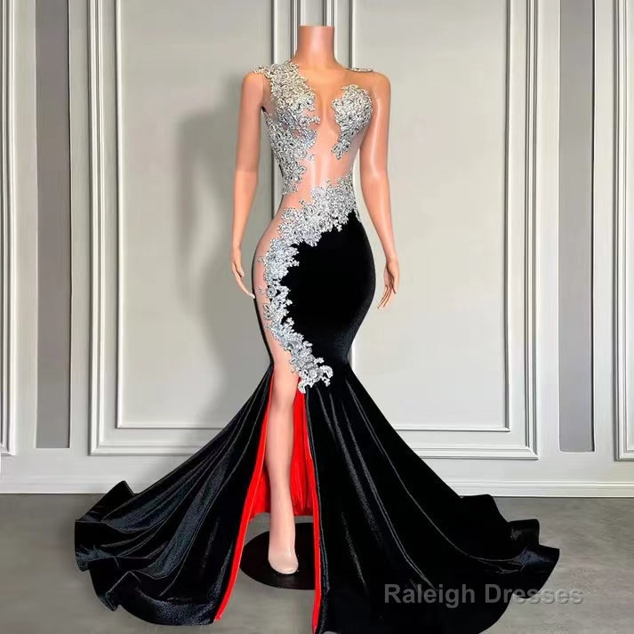Sleeveless Long Black Velvet Mermaid Prom Dress with Appliques and Beads Secondary image