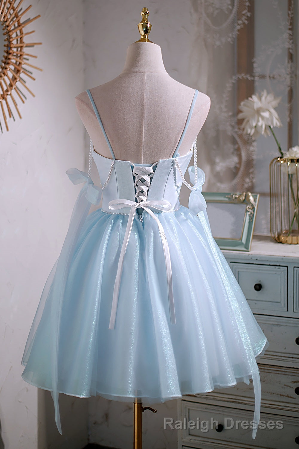 Cute Sky Blue Beading Bowknot Short Princess Homecoming Dresses
