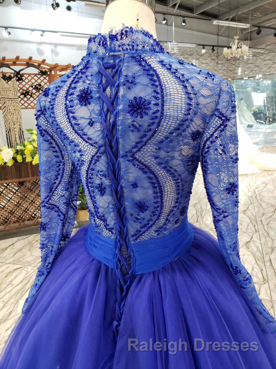 Blue Long Sleeves V Neck Tulle Prom Dresses with Beading