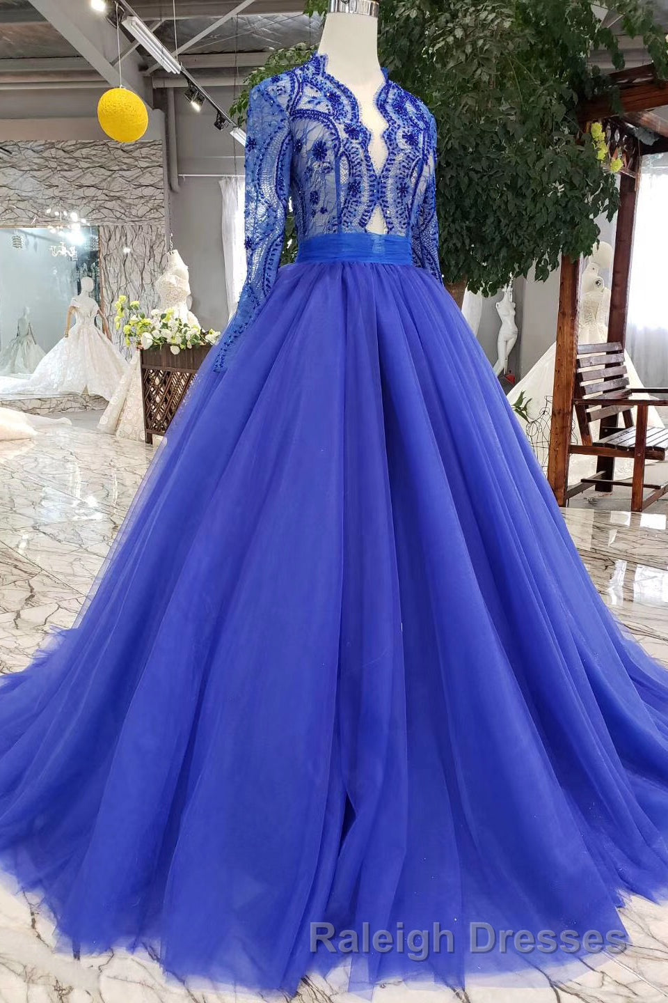 Blue Long Sleeves V Neck Tulle Prom Dresses with Beading Secondary image