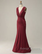Burgundy Mermaid V-Neck Long Glitter Prom Dress With Pleating