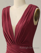 Burgundy Mermaid V Neck Long Glitter Prom Dresses With Pleating
