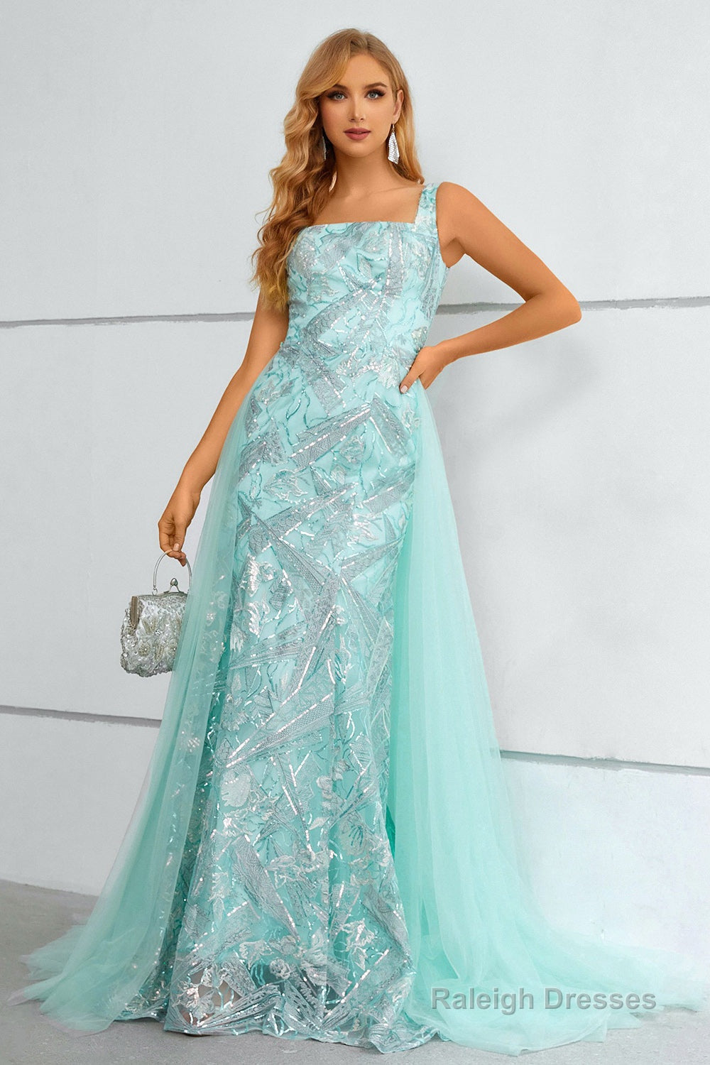Green Square Neck Mermaid Sequined Prom Dress With Detachable Train Main image
