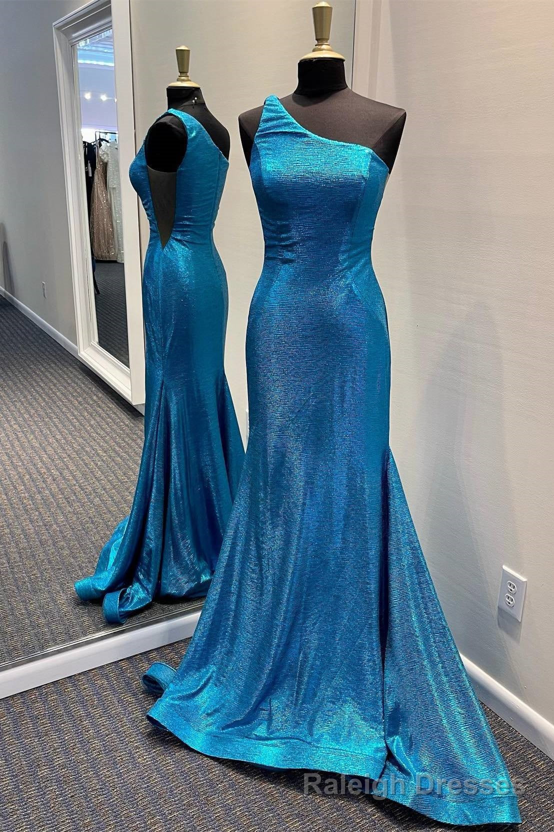 Elegant Mermaid Blue One Shoulder Long Formal Dress Main image