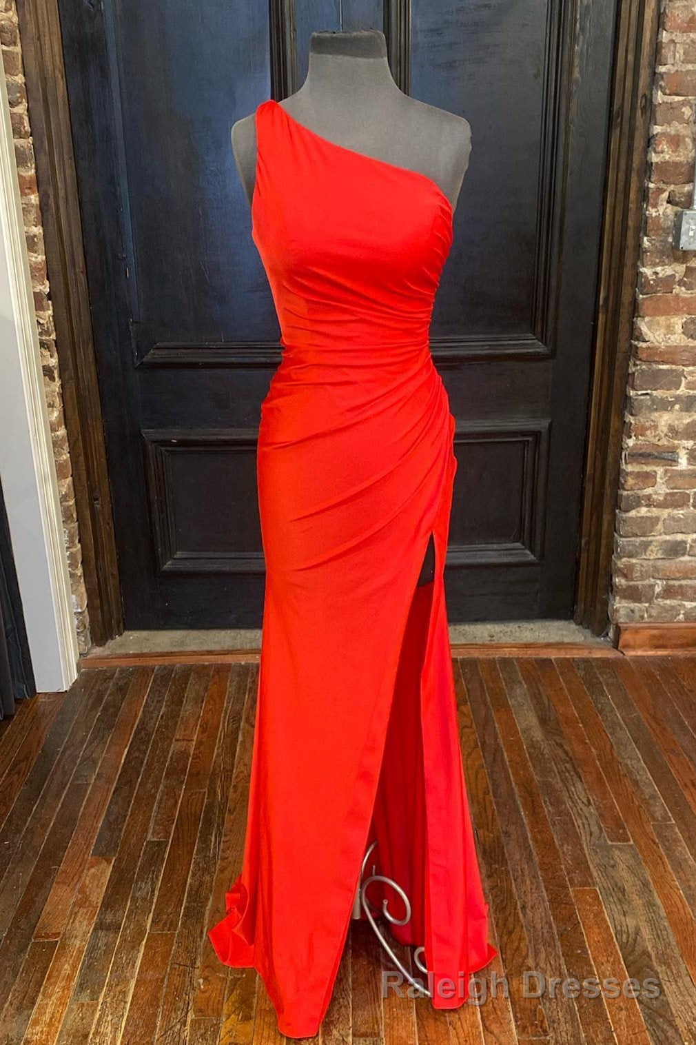 One Shoulder Red Mermaid Long Prom Dress with Slit