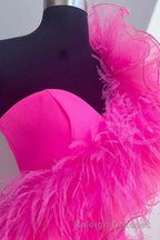 Ruffled Tulle Shoulder Hot Pink Short Homecoming Dresses with Feather