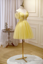 Cute Yellow Spaghetti Straps Off The Shoulder Tulle Short Homecoming Dresses