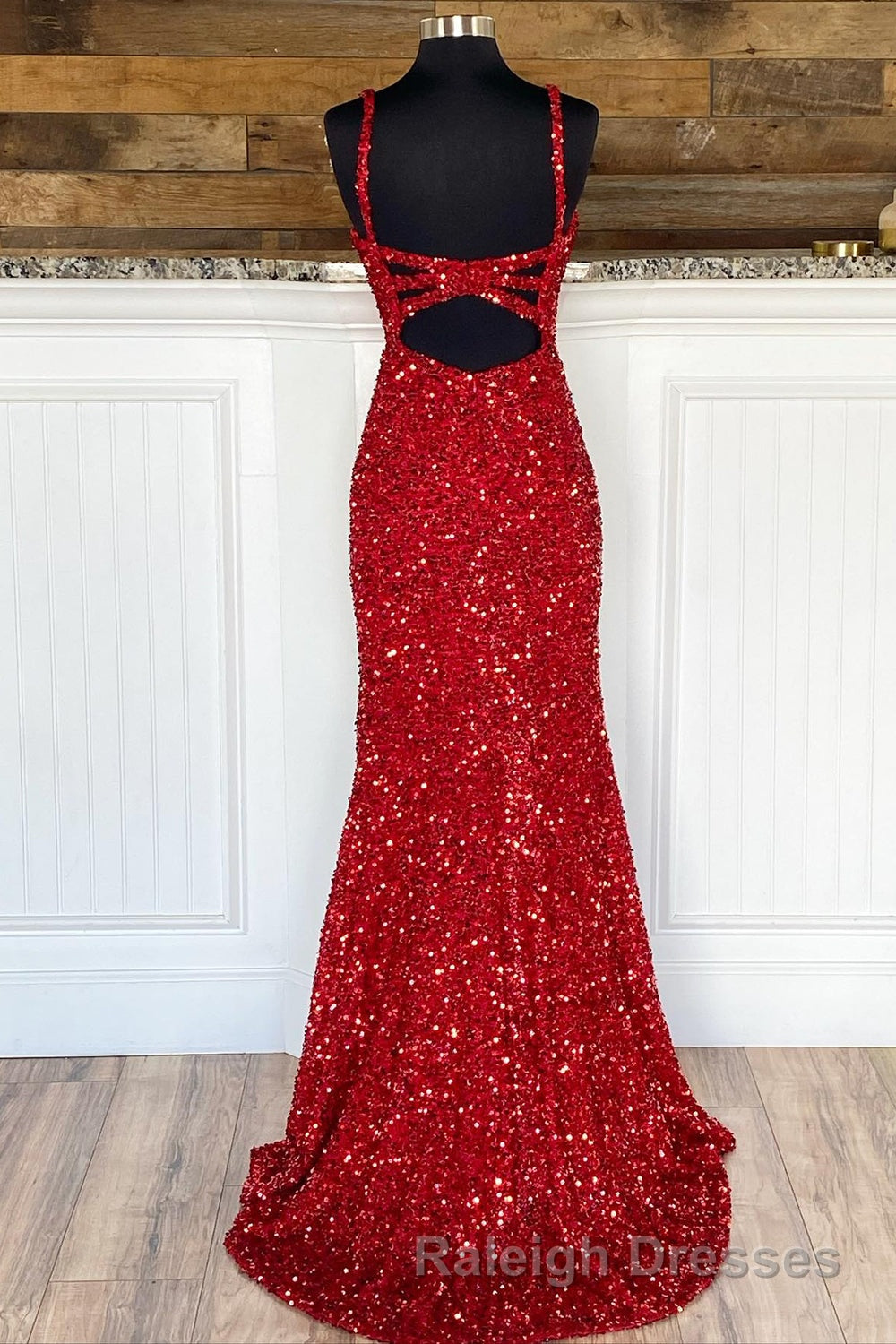 Sheath Spaghetti Straps Red Sequins Prom Dress with Split Front Secondary image