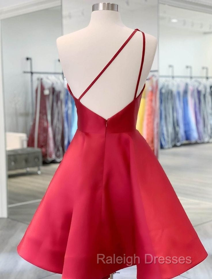 A-Line Backless Homecoming Dresses Red Mini Sleeveless One Shoulder Graduation Dress With Appliques
