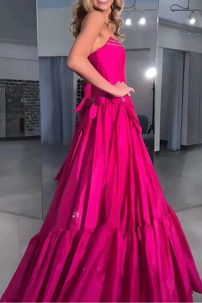 A-Line Black Scoop Neck Satin Prom Dress Long With Bow Knots