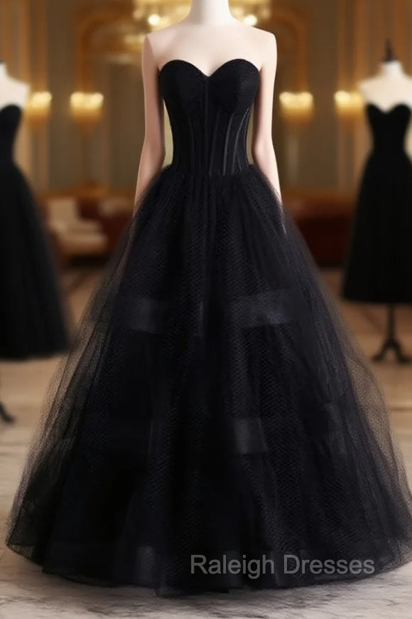 A-Line Black Tulle Sweetheart Prom Dress Main image