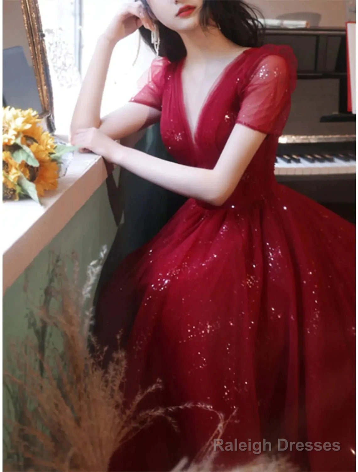 A-Line Bridesmaid Dresses V Neck Short Sleeve Elegant Ankle Length Tulle With Sequin
