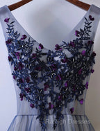 A-Line Bridesmaid Dresses V Neck Sleeveless Elegant Floor Length Tulle With Beading / Appliques
