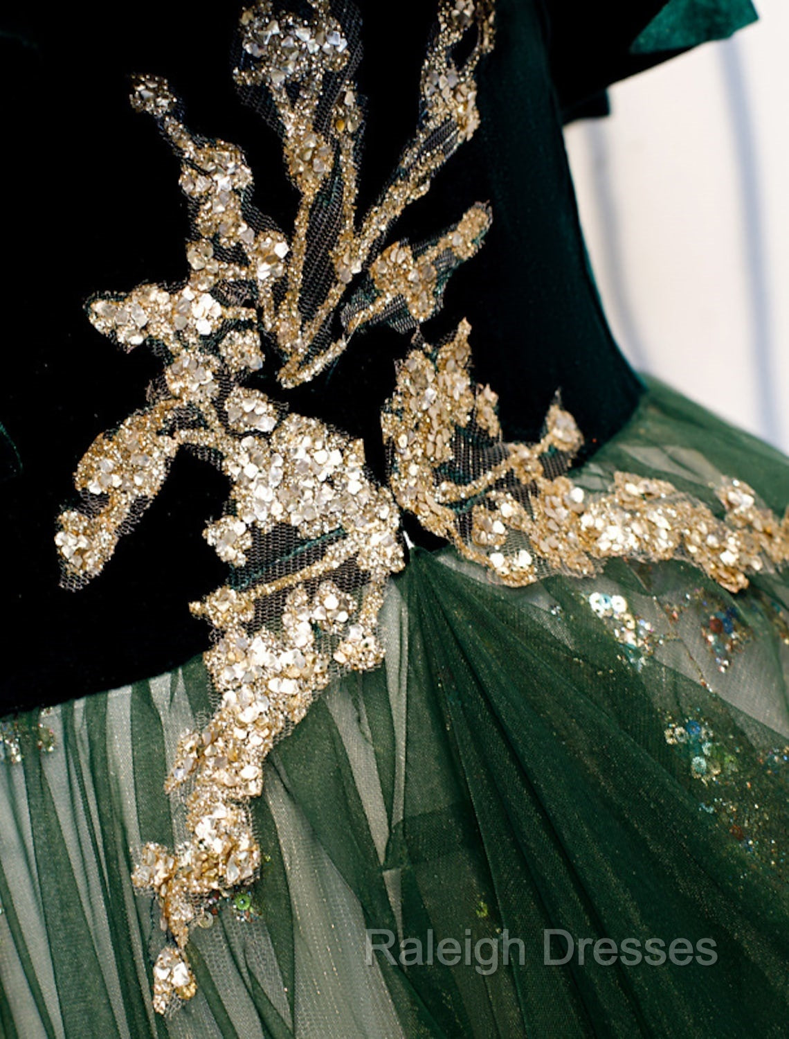 A-Line Glittering Engagement Formal Evening Dress Strap Sleeveless Floor Length With Sequin