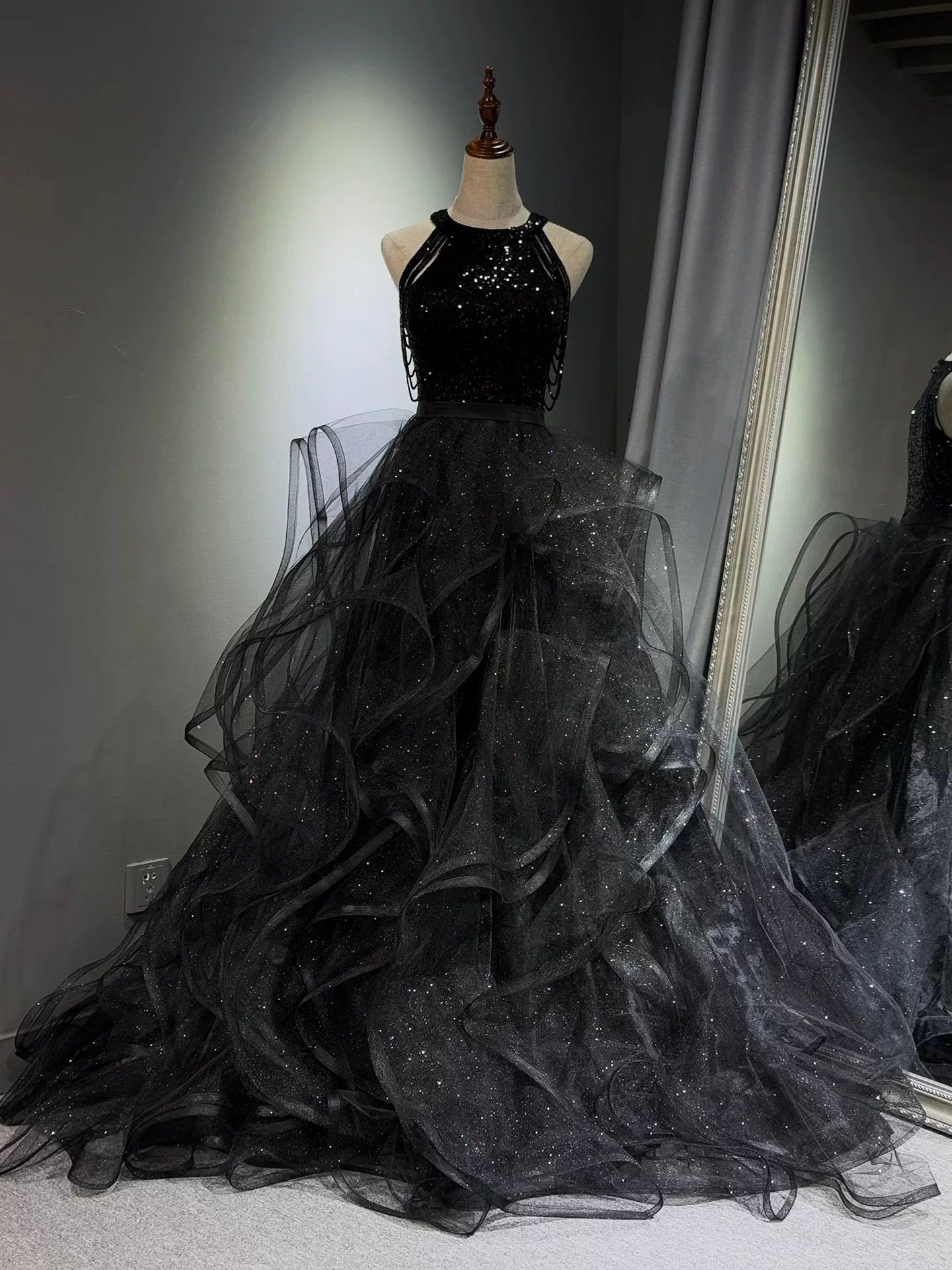 A-Line High Neck Tulle Ball Gown Sequin Black Formal Prom Dress With Beads